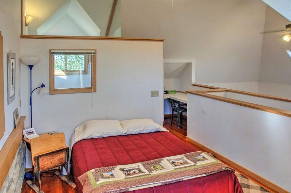 Converted Historic Schoolhouse with Hot Tub and Views! image 14