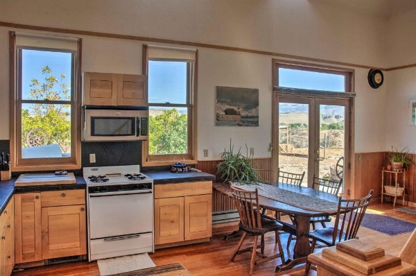 Converted Historic Schoolhouse with Hot Tub and Views! image 9